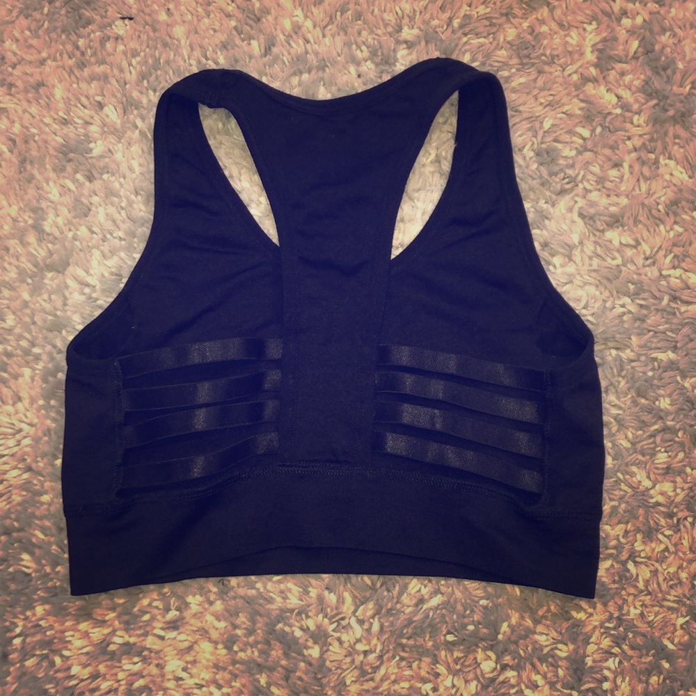 Cut Out Seamless Sports Bra